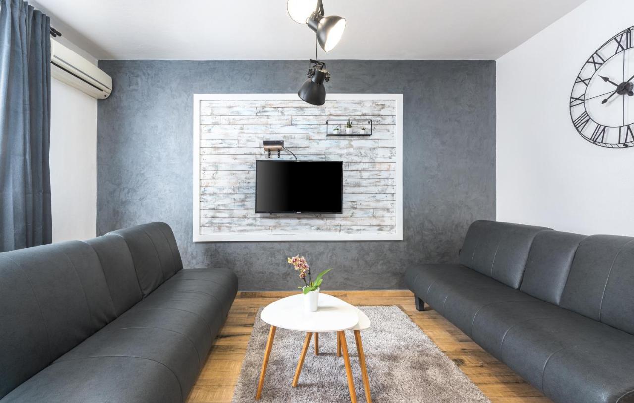 Apartments Ariana Umag Extérieur photo