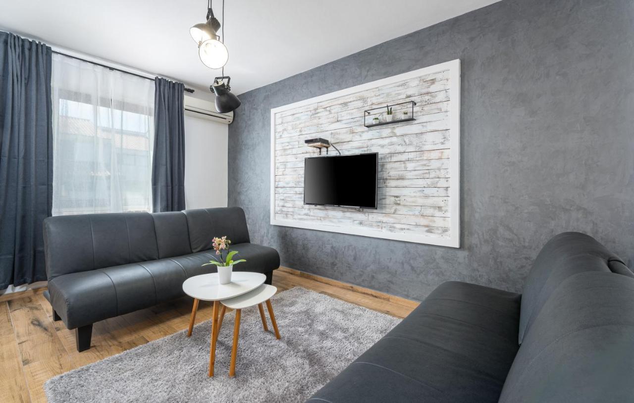 Apartments Ariana Umag Extérieur photo
